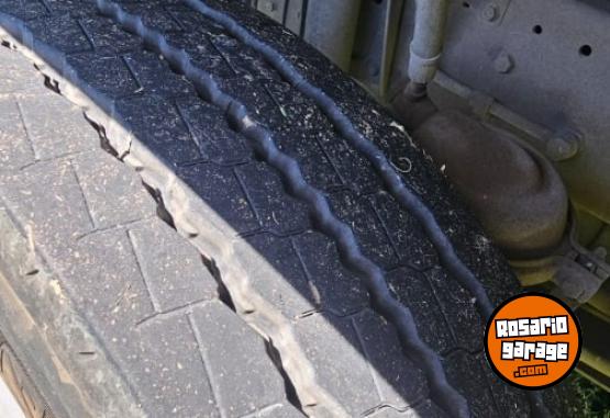 Camiones y Gras - Volkswagen 9.150 modelo 2013 con 200000km originales. Equipado. - En Venta