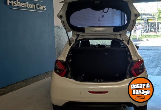Autos - Peugeot 208 1.6 ALLURE NAV AT 2018 Nafta 86000Km - En Venta