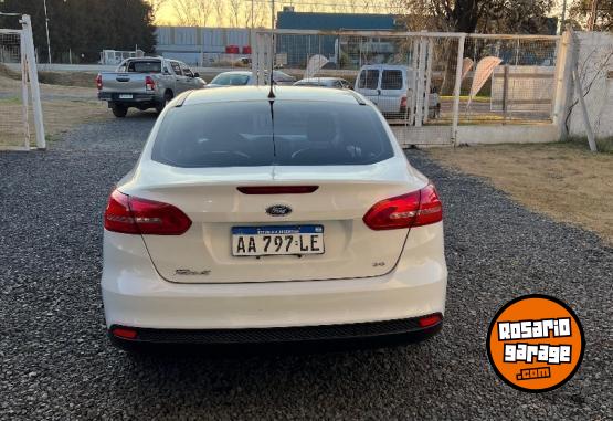 Autos - Ford Focus 2016 Nafta 152000Km - En Venta