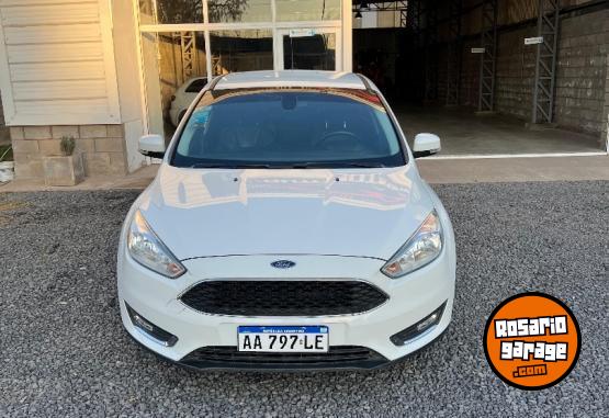 Autos - Ford Focus 2016 Nafta 152000Km - En Venta