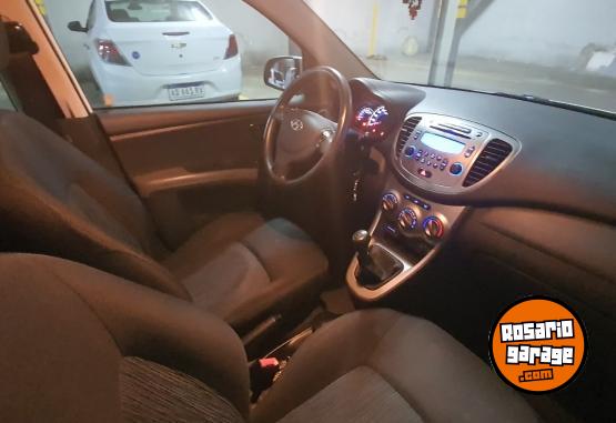 Autos - Hyundai i10 2011 Nafta 108000Km - En Venta