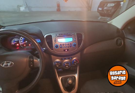 Autos - Hyundai i10 2011 Nafta 108000Km - En Venta