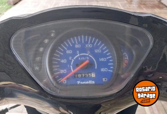 Motos - Zanella ZB 110 2022 Nafta 8735Km - En Venta