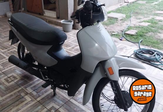 Motos - Zanella ZB 110 2022 Nafta 8735Km - En Venta