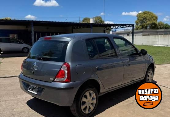 Autos - Renault clio 2015 Nafta 110000Km - En Venta