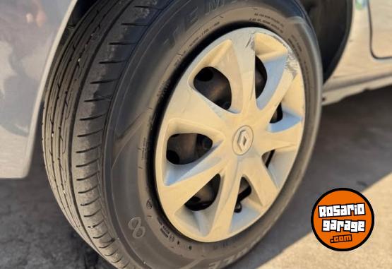 Autos - Renault clio 2015 Nafta 110000Km - En Venta