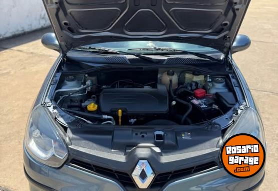 Autos - Renault clio 2015 Nafta 110000Km - En Venta