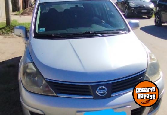 Autos - Nissan Tiida 2010 Nafta 160000Km - En Venta
