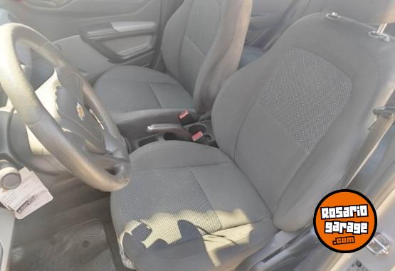 Autos - Chevrolet Onix Joy 2017 Nafta 122000Km - En Venta