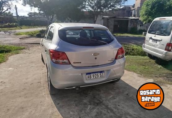 Autos - Chevrolet Onix Joy 2017 Nafta 122000Km - En Venta