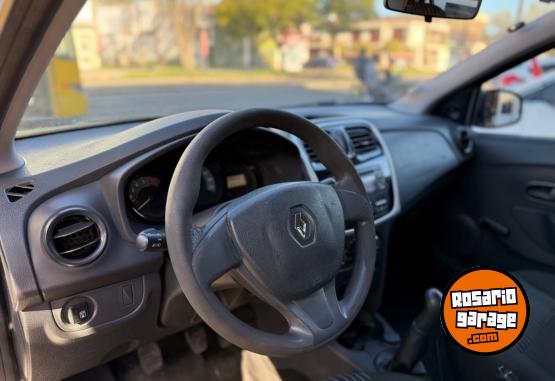 Autos - Renault Logan AUTHENTIQUE 1.6 8V 2017 GNC  - En Venta