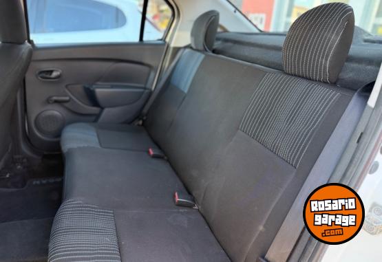 Autos - Renault Logan AUTHENTIQUE 1.6 8V 2017 GNC  - En Venta