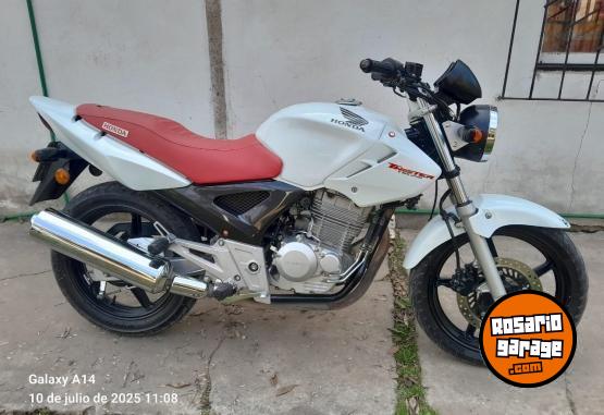 Motos - Honda Cbx 2016 Nafta 35000Km - En Venta