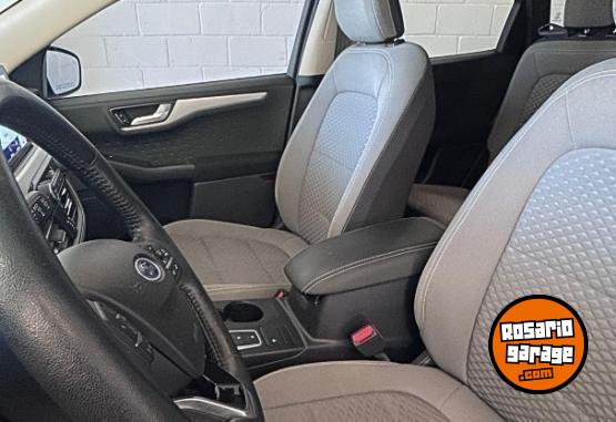 Autos - Ford KUGA 2.5 2020 Electrico / Hibrido 70000Km - En Venta