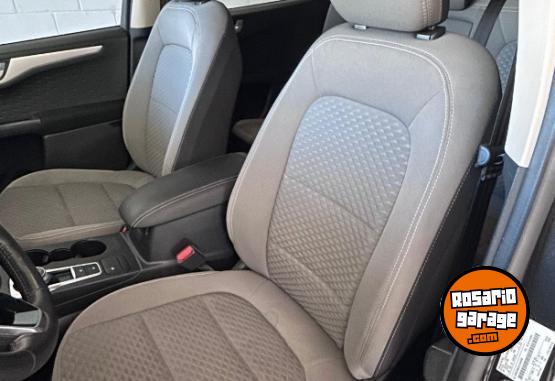 Autos - Ford KUGA 2.5 2020 Electrico / Hibrido 70000Km - En Venta