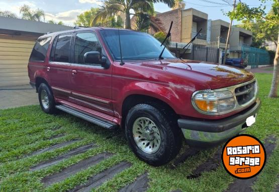 Camionetas - Ford Explorer 1998 Nafta 300000Km - En Venta