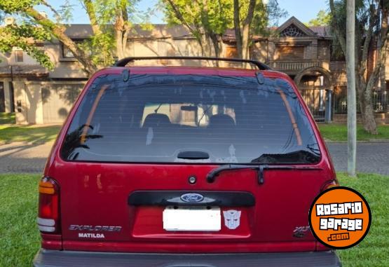 Camionetas - Ford Explorer 1998 Nafta 300000Km - En Venta