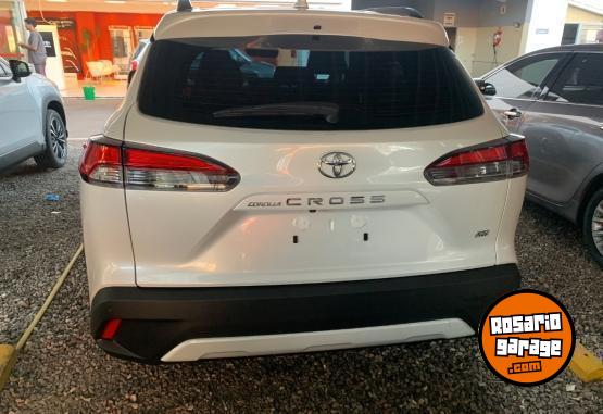 Autos - Toyota Corolla cross SEG 2025 Nafta 0Km - En Venta