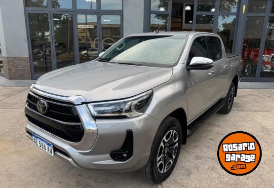 Camionetas - Toyota Hilux SRX 2021 Diesel  - En Venta