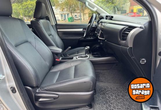 Camionetas - Toyota Hilux SRX 2021 Diesel  - En Venta