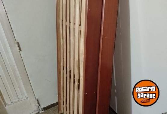 Hogar - 2 Camas individuales o Cama Cucheta de Madera Maciza ,Barandilla y Escalera Incluidas - En Venta