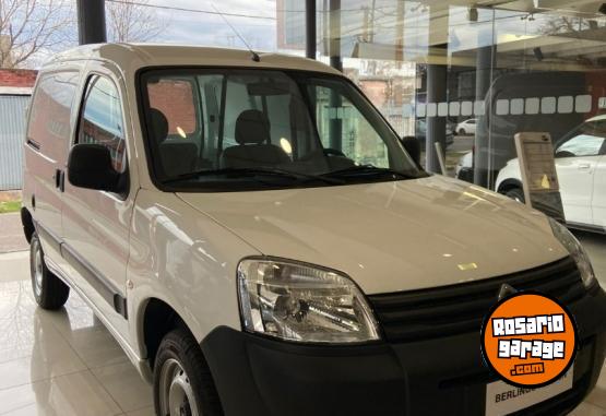 Utilitarios - Citroen BERLINGO FURGON 2025 Diesel 0Km - En Venta