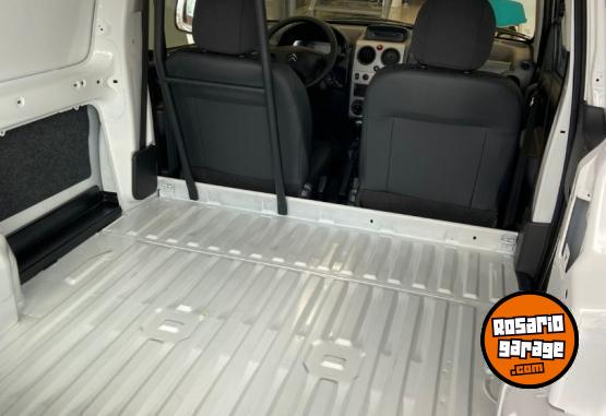 Utilitarios - Citroen BERLINGO FURGON 2025 Diesel 0Km - En Venta