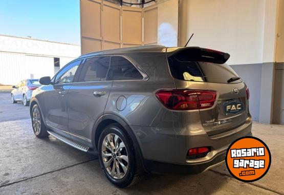 Camionetas - Kia SORENTO GTLINE 2018 Diesel 176000Km - En Venta