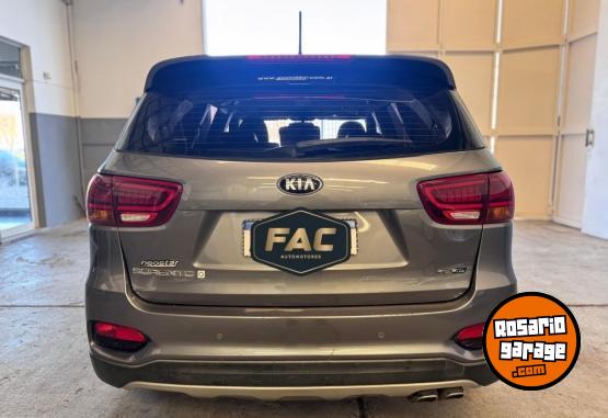 Camionetas - Kia SORENTO GTLINE 2018 Diesel 176000Km - En Venta