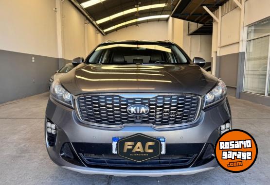 Camionetas - Kia SORENTO GTLINE 2018 Diesel 176000Km - En Venta