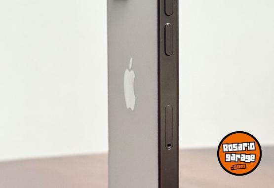 Telefona - iPhone 15 Pro Max 256 Gb 97% batera - En Venta