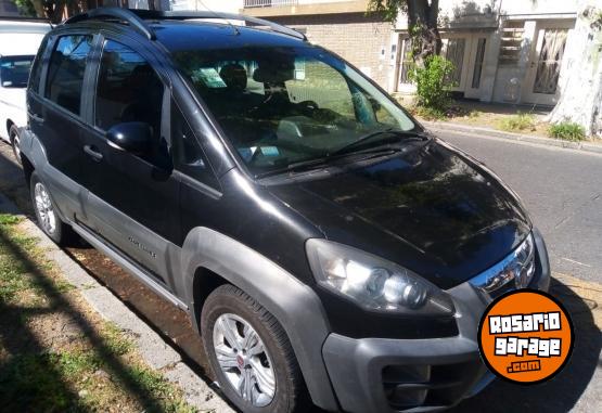 Autos - Fiat IDEA ADVENTURE 2016 Nafta 110000Km - En Venta