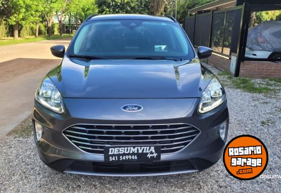 Camionetas - Ford KUGA TITANIUM HIBRIDA 4X4 2021 Electrico / Hibrido 110000Km - En Venta