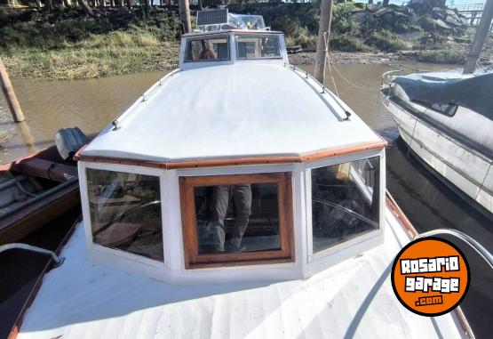 Embarcaciones - CRUCERO MADERA EN BUEN ESTADO - En Venta