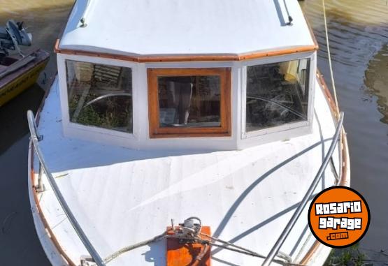 Embarcaciones - CRUCERO MADERA EN BUEN ESTADO - En Venta
