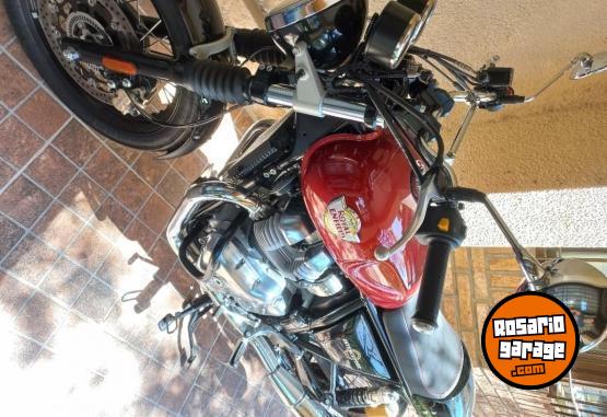 Motos - Royal Enfield Interceptor 650 2023 Nafta 9800Km - En Venta