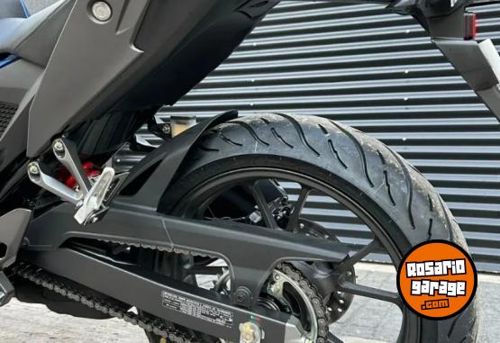 Motos - Honda CB 300 2025 Nafta 3200Km - En Venta