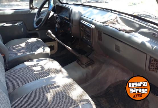 Camiones y Gras - Vendo Ford 4000 disel 1998 titular - En Venta