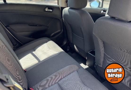 Autos - Peugeot 408 Allure 2.0 2016 Nafta 154700Km - En Venta