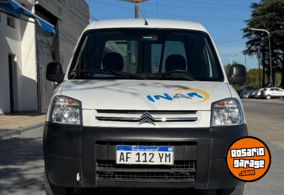 Utilitarios - Citroen Berlingo HDI Business 2022 Diesel 54000Km - En Venta