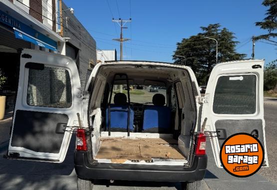 Utilitarios - Citroen Berlingo HDI Business 2022 Diesel 54000Km - En Venta