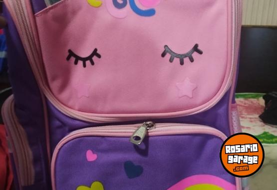 Indumentaria - Mochilas nuevas - En Venta