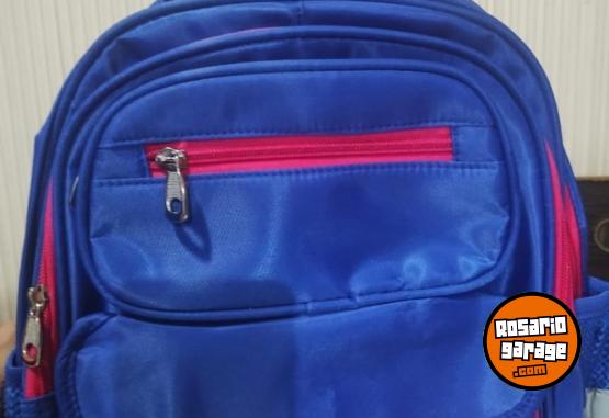 Indumentaria - Mochilas nuevas - En Venta