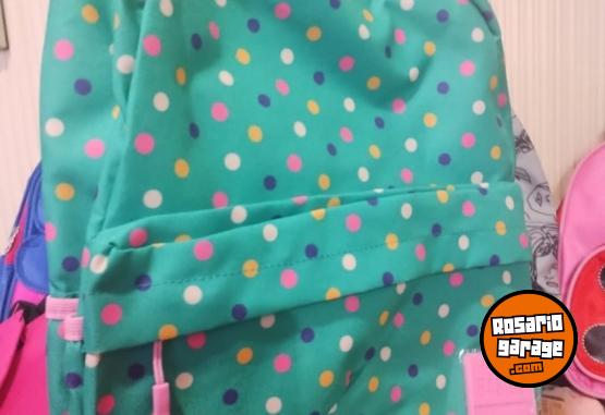 Indumentaria - Mochilas nuevas - En Venta