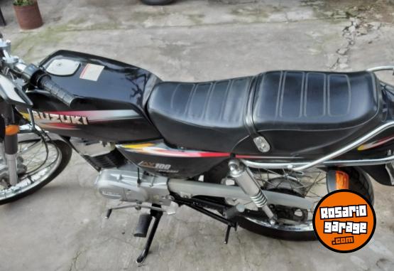 Motos - Suzuki Ax 100 2015 Nafta 21000Km - En Venta