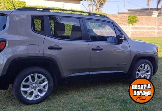 Camionetas - Jeep Renegade sport plus At 2018 Nafta 93000Km - En Venta