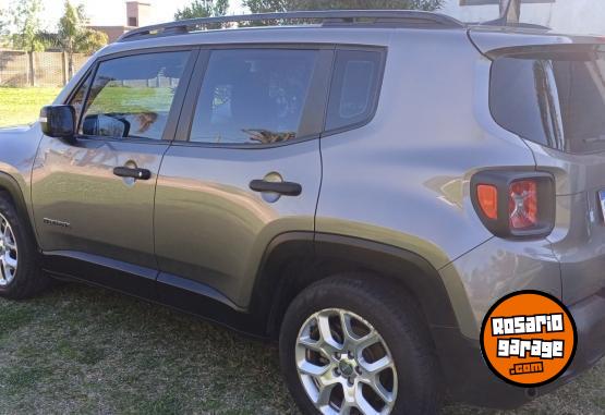 Camionetas - Jeep Renegade sport plus At 2018 Nafta 93000Km - En Venta
