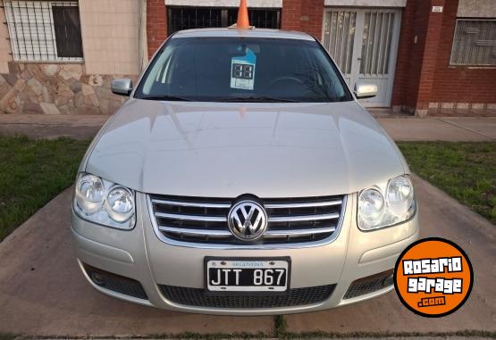 Autos - Volkswagen BORA 2011 GNC 140000Km - En Venta