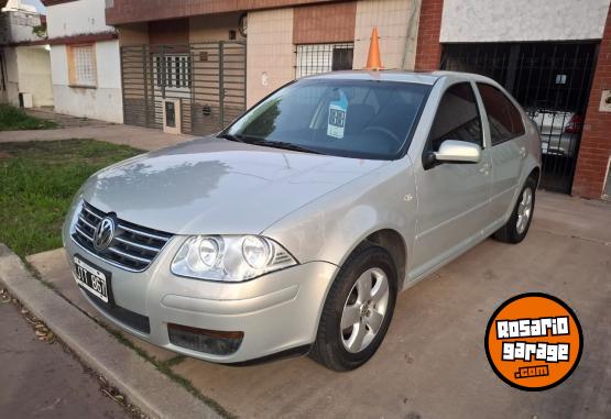 Autos - Volkswagen BORA 2011 GNC 140000Km - En Venta