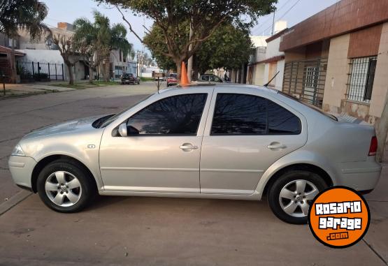 Autos - Volkswagen BORA 2011 GNC 140000Km - En Venta